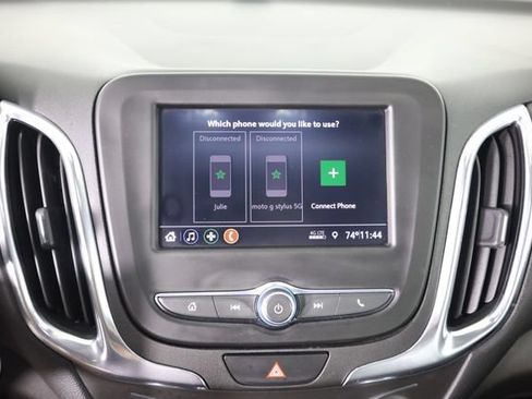 Used 2020 Chevrolet Equinox LT w/ Driver Convenience Package AWD/4WD image 43