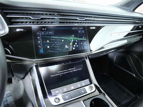 Used 2025 Audi Q7 2.0T Premium Plus image 18