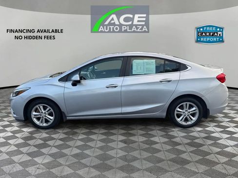 Used 2017 Chevrolet Cruze LT FWD image 8