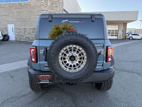 Used 2023 Ford Bronco Wildtrak image 7