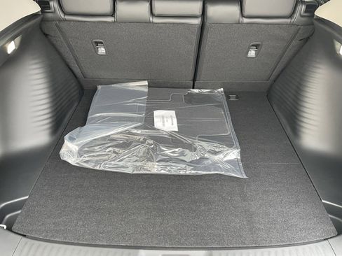 New 2026 Honda HR-V EX-L image 9