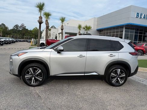 Used 2023 Nissan Rogue Platinum w/ Platinum Premium Package AWD/4WD image 3