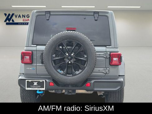 Used 2023 Jeep Wrangler Unlimited Sahara w/ Cold Weather Group AWD/4WD image 5