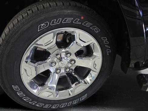 New 2026 RAM 1500 4x4 Crew Cab image 35