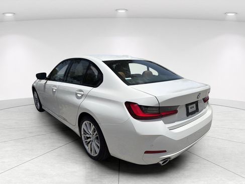 Certified 2023 BMW 330i Sedan w/ Driving Assistance Package RWD image 6
