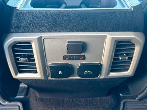 Used 2019 Ford F150 Lariat w/ Equipment Group 502A Luxury image 21