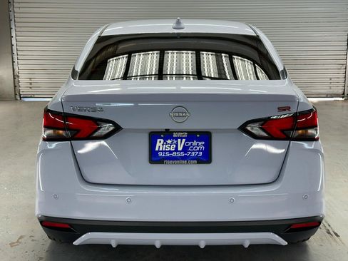 Used 2025 Nissan Versa SR w/ Trunk Package FWD image 8