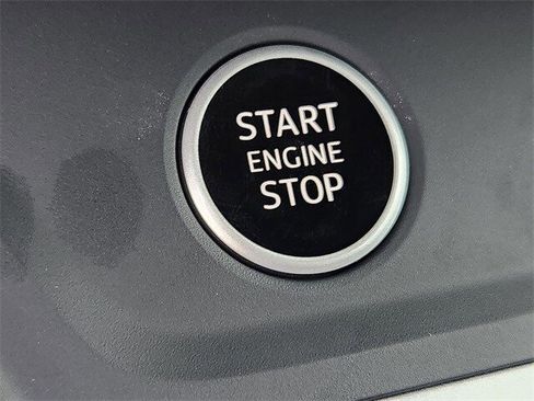 New 2025 Audi Q3 2.0T Premium image 19