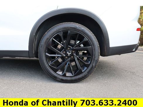 Used 2024 Mitsubishi Outlander SE Black Edition image 29