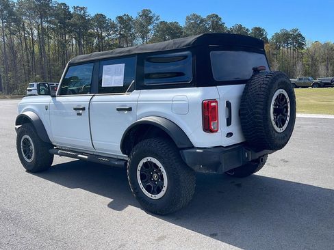 Used 2022 Ford Bronco Big Bend w/ Sasquatch Package image 5