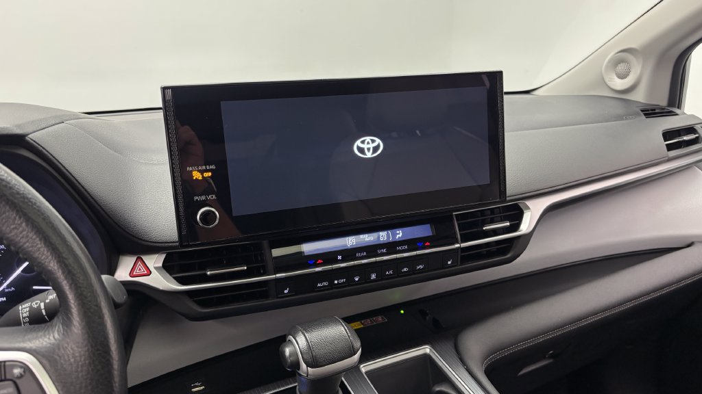 Certified 2025 Toyota Sienna XLE w/ XLE Plus Package AWD/4WD image 28