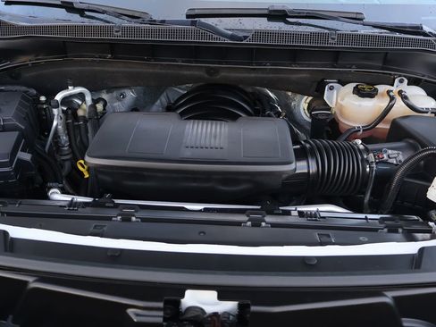 Used 2024 Chevrolet Tahoe Premier image 12