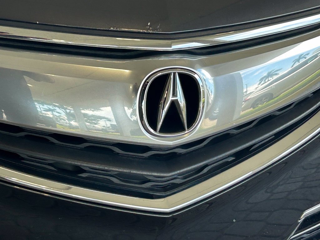 Used 2015 Acura TLX w/ Technology Package FWD image 18
