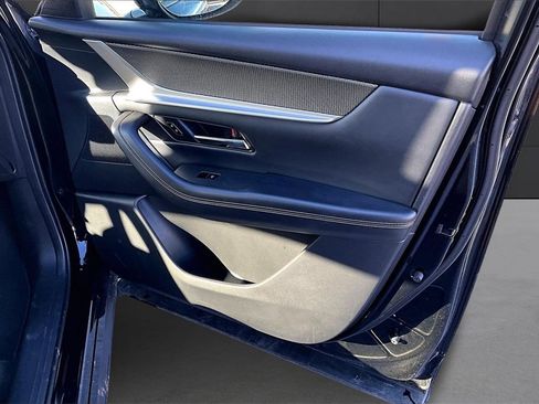 Certified 2025 MAZDA CX-70 3.3 Turbo w/ Preferred Package image 19