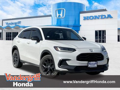 Used 2025 Honda HR-V Sport image 1