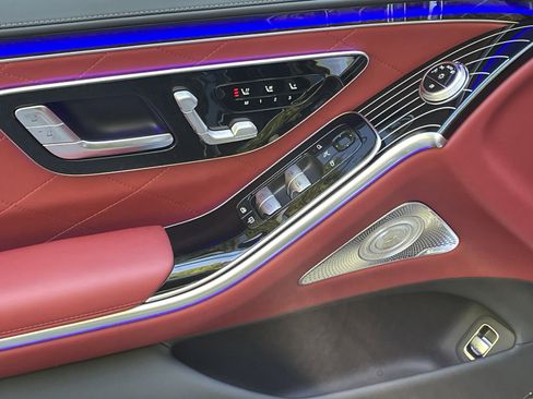 New 2026 Mercedes-Benz S 580 4MATIC Sedan image 16