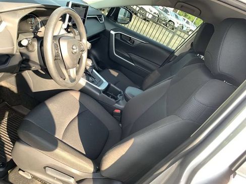 Certified 2025 Toyota RAV4 LE AWD/4WD image 18