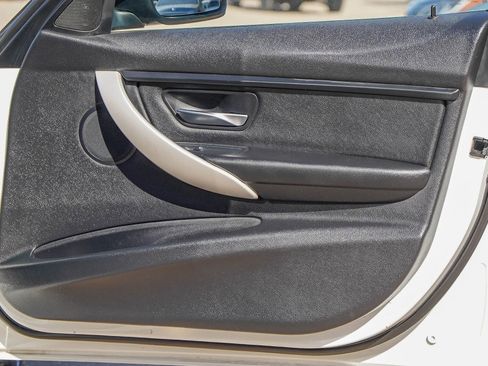 Used 2015 BMW 320i 320i Sedan 4D image 38