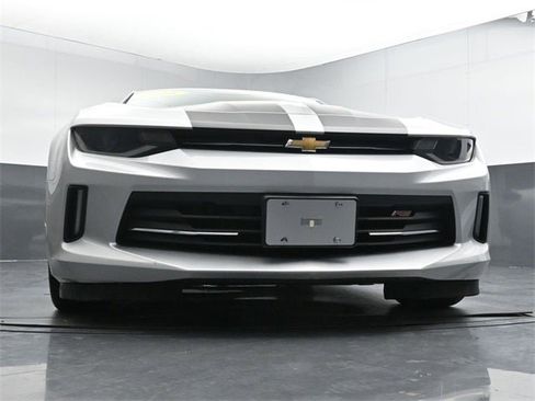 Used 2018 Chevrolet Camaro LT w/ RS Package image 28