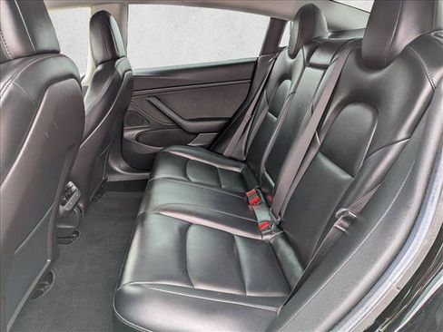 Used 2019 Tesla Model 3 Mid Range RWD image 19