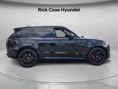 Used 2023 Land Rover Range Rover Sport SE Dynamic image 4