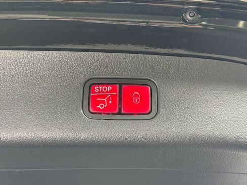 Certified 2025 Mercedes-Benz GLC 300 4MATIC image 29