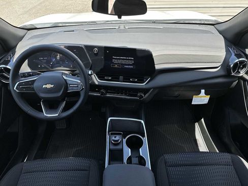 New 2026 Chevrolet Equinox LT w/ LPO, Floor Liner Package FWD image 14
