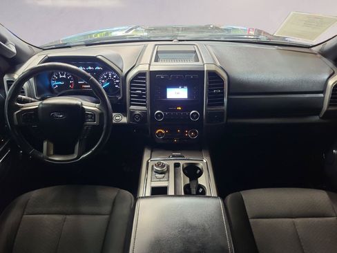 Used 2018 Ford Expedition Max XLT RWD image 16
