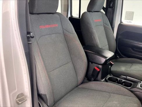 Used 2024 Jeep Wrangler Unlimited Rubicon AWD/4WD image 6