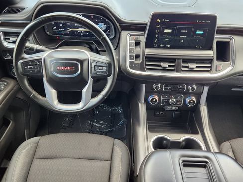 Used 2024 GMC Yukon XL SLE w/ Max Trailering Package AWD/4WD image 3