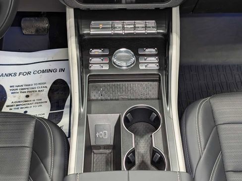 Certified 2025 Lincoln Nautilus Reserve image 17