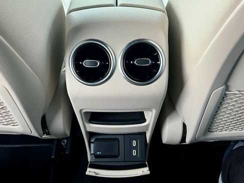 Certified 2025 Mercedes-Benz GLA 250 4MATIC image 23