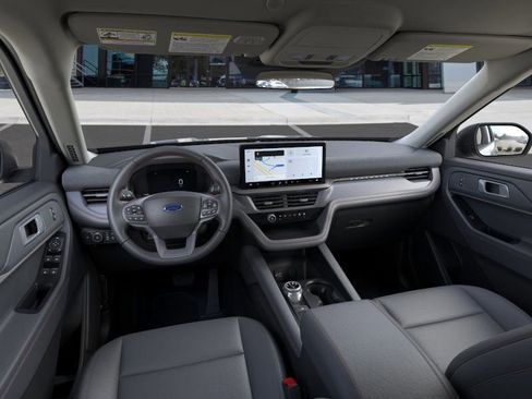 New 2026 Ford Explorer Active w/ Active Comfort Package image 9