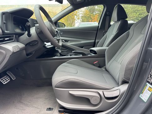 New 2026 Hyundai Elantra Sport w/ Cargo Package image 10