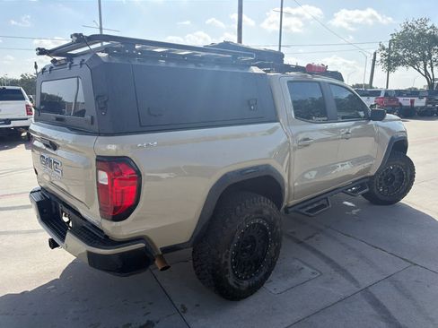 Used 2024 GMC Canyon Elevation w/ Convenience Package AWD/4WD image 4