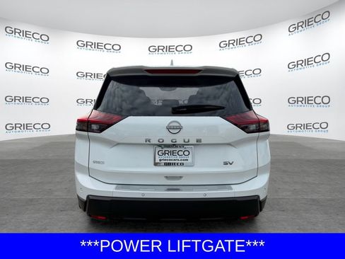 Certified 2024 Nissan Rogue SV FWD image 6