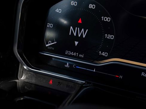 Used 2023 GMC Sierra 1500 Elevation image 17