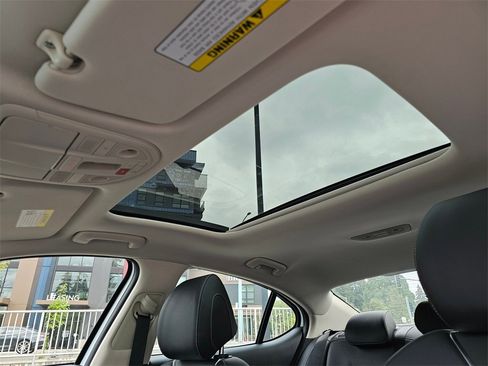 New 2026 Genesis G70 2.5T Prestige image 25