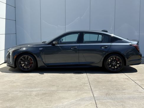 Certified 2025 Cadillac CT5 V Blackwing w/ Super Cruise 1 Package RWD image 4