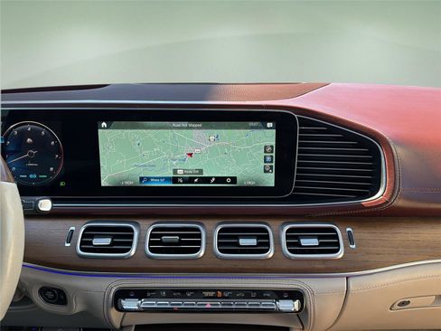 Used 2021 Mercedes-Benz Maybach GLS 600 4MATIC image 18