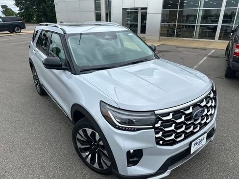 New 2026 Ford Explorer Platinum AWD/4WD image 6