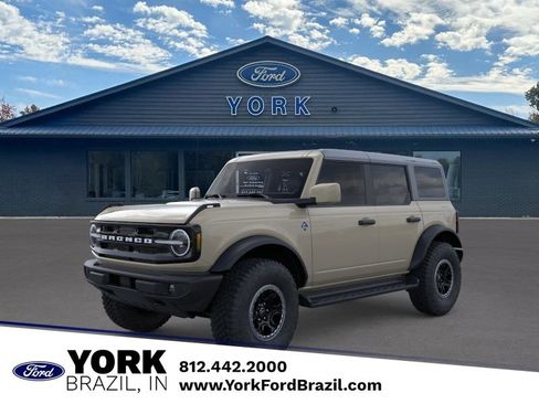New 2026 Ford Bronco Outer Banks w/ Sasquatch Package AWD/4WD image 1
