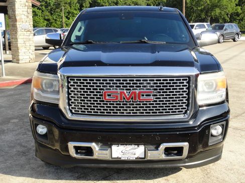 Used 2015 GMC Sierra 1500 Denali w/ Driver Alert Package AWD/4WD image 2