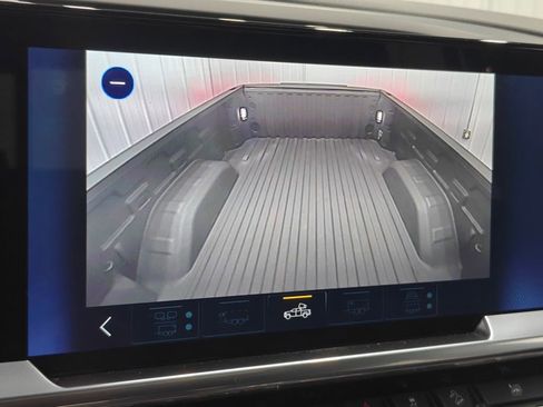 Used 2022 Chevrolet Silverado 1500 LTZ w/ Technology Package image 60