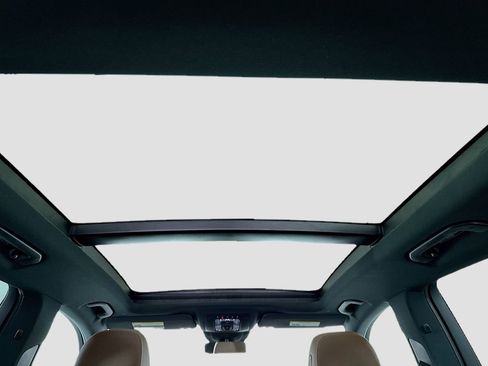 Used 2024 Mercedes-Benz GLE 350 4MATIC image 23