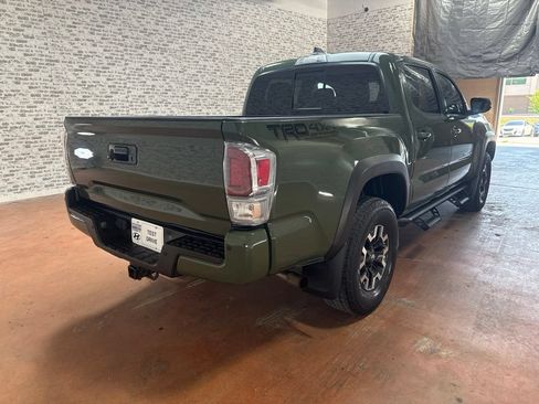 Used 2021 Toyota Tacoma TRD Off-Road w/ TRD Premium Off Road Package AWD/4WD image 7