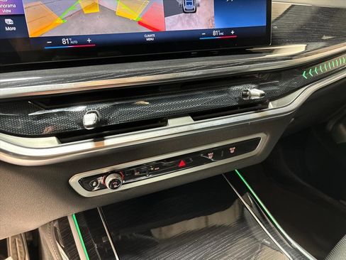 Used 2023 BMW X7 xDrive40i w/ Executive Package image 16