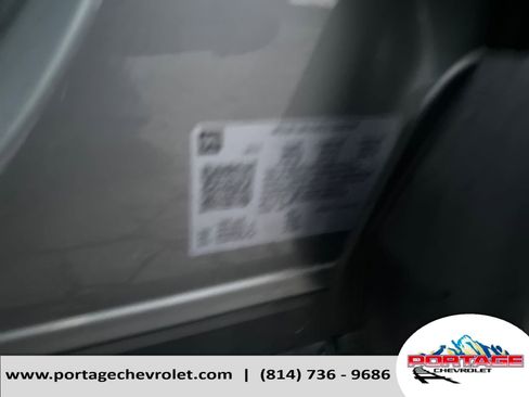 Used 2024 Chevrolet Trax RS w/ Sunroof Package FWD image 32