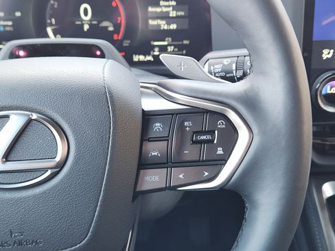 Used 2024 Lexus GX 550 w/ Accessory Package (2T) image 35