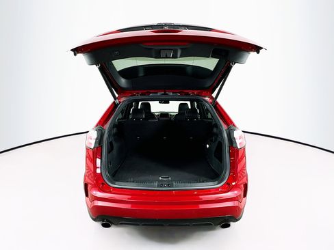 Used 2021 Ford Edge ST-Line image 27